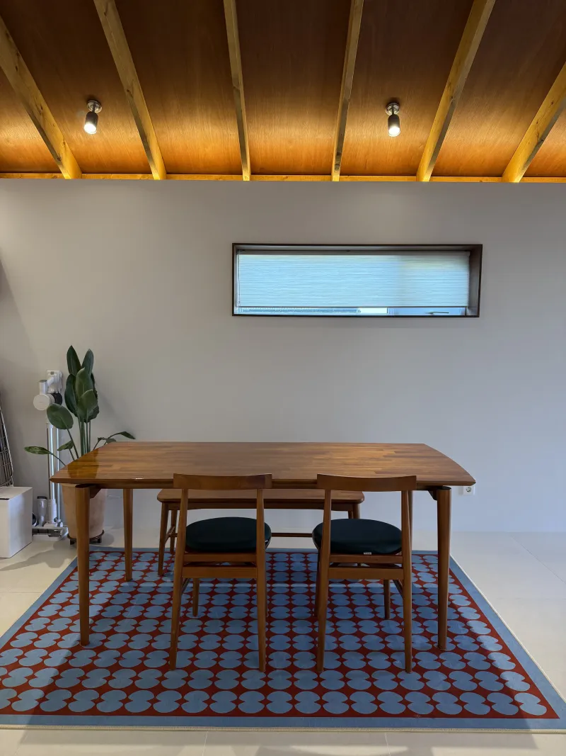 [Seogwi-dong, Seogwipo] Detached house with a volcanic scoria yard near downtown Lee Jung-seop Street 13