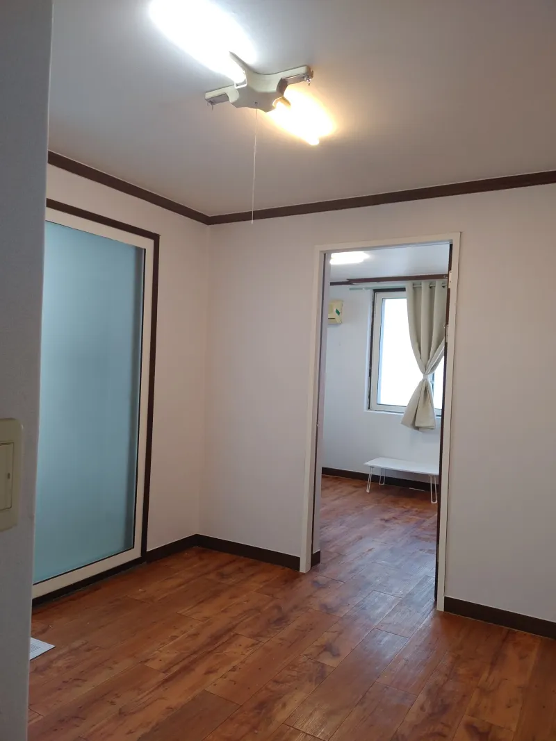 [Gwangsan, Gwangju] Sinchang Spacious and Cozy Two-Room Apartment 6