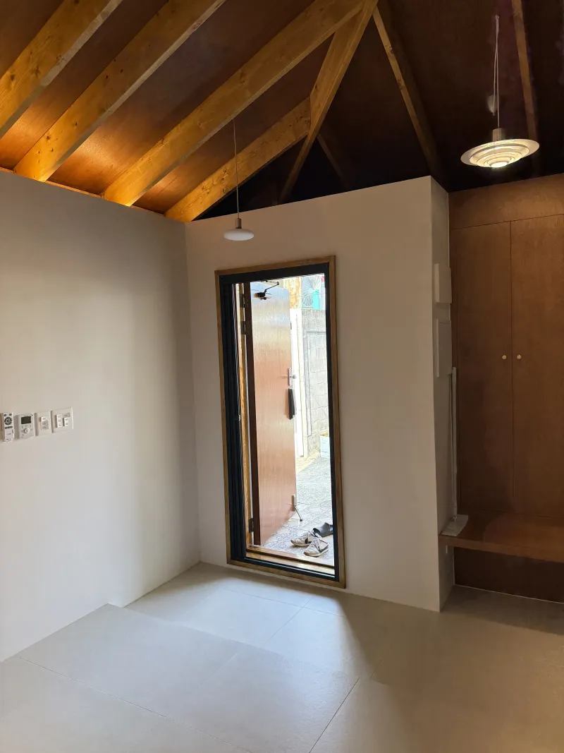 [Seogwi-dong, Seogwipo] Detached house with a volcanic scoria yard near downtown Lee Jung-seop Street 24