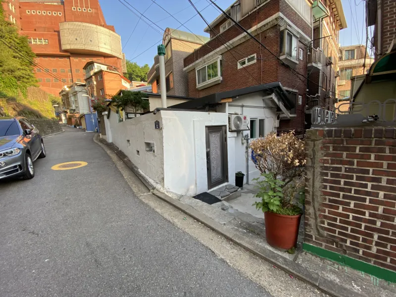 [Dongjak, Seoul] 3 minutes from Chung-Ang University, 30 minutes from Gangnam, a charming Sunshine Stay with a yard 17