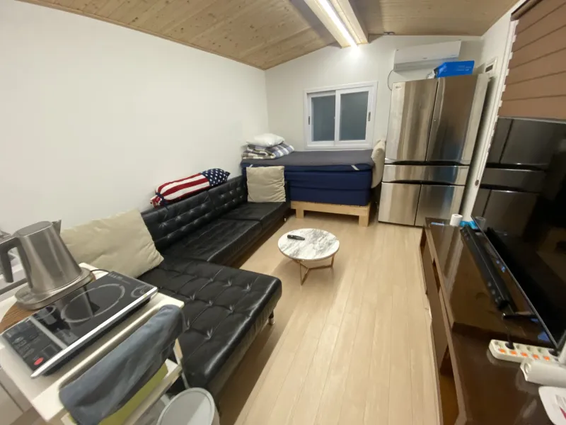 [Dongjak, Seoul] 3 minutes from Chung-Ang University, 30 minutes from Gangnam, a charming Sunshine Stay with a yard 10