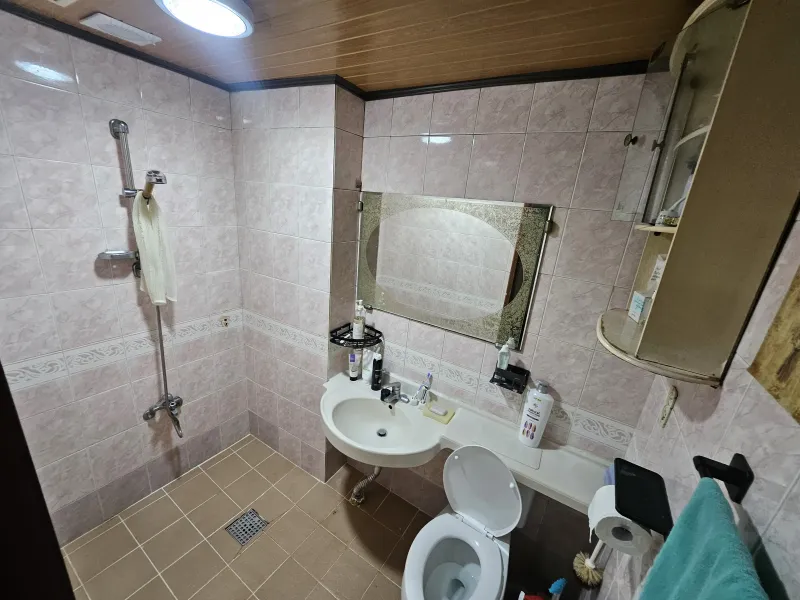 [Michuhol, Incheon][Line 1 Express Jemulpo Station] 3 Rooms / Study (High-end PC) / Dressing Room / Queen Bed 28