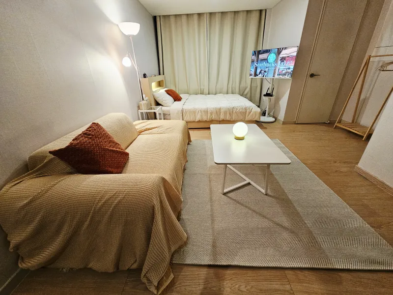 [Songpa, Seoul] 3 mins from Jamsil Sports Complex Station / Cozy Stay 2