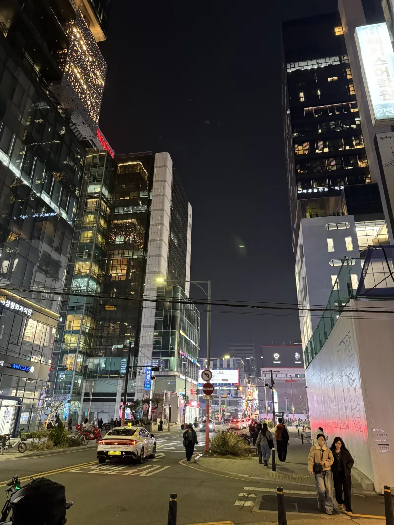[Seocho, Seoul][Excellent Cleanliness/Value for Money][No. 1 in Building Reservation Rate] Right next to Gangnam Station 19