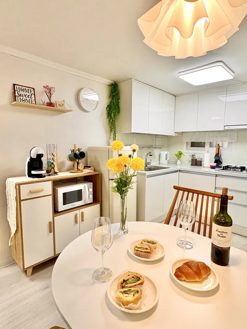 [Songpa, Seoul] Cozy Three-Room Apartment in Bangi-dong 14
