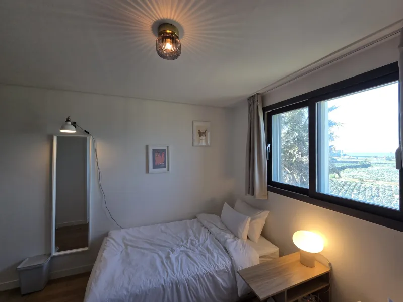 [Hangyeong, Jeju] Private house with ocean view, spacious garden, and neat interior in a quiet seaside village on the west 18