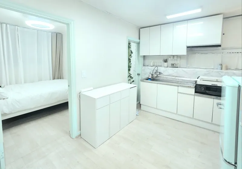 [Mapo, Seoul] Spacious two-room apartment, 3-minute walk from Hapjeong Station 16