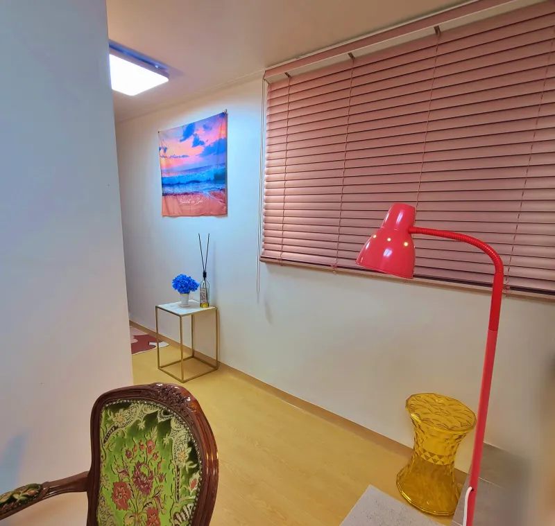 [Dongdaemun, Seoul] 2-Room Apartment, 10 seconds from Hoegi Station 13