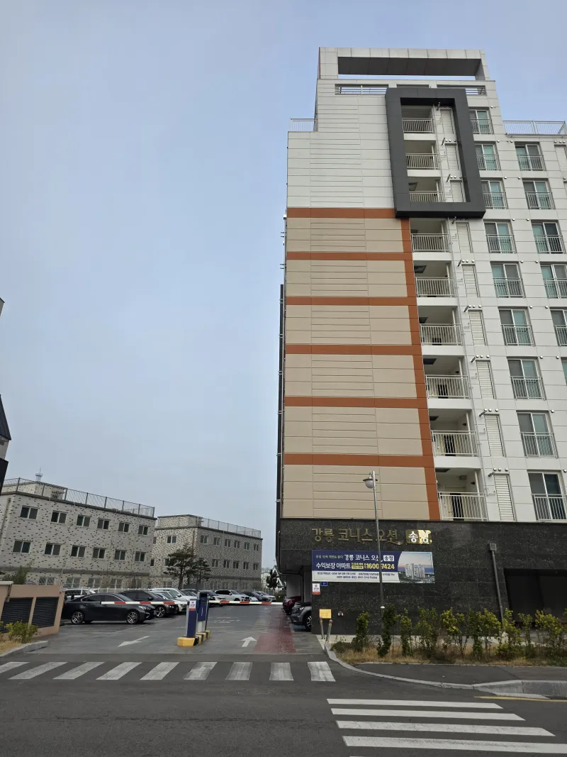 [Gangneung] 5-minute walk from Songjeong Beach, Anmok Beach, clean new building 12