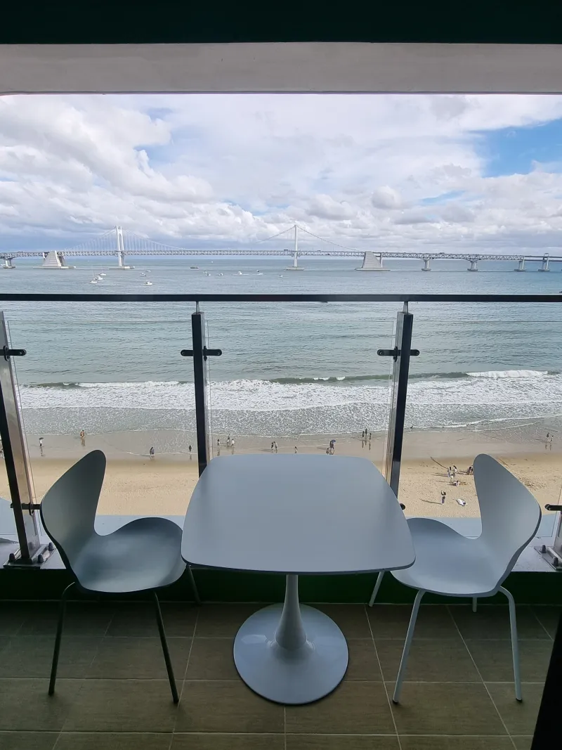 [Suyeong, Busan] Good Morning Gwangalli #FrontRowBeach #LiveBeachView #KillerView #GreatView #Workcation 20