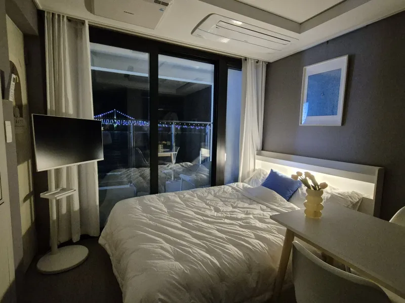 [Suyeong, Busan] Gwangalli Ocean View Fully Furnished / Oceanfront Studio 24