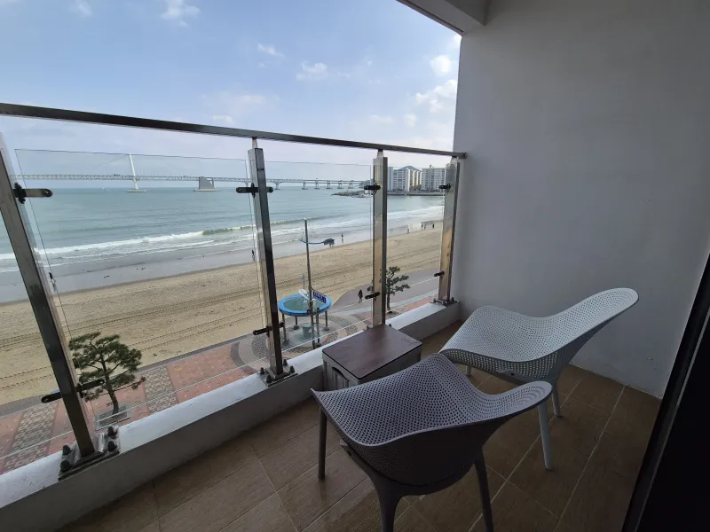 [Suyeong, Busan] Gwangalli Ocean View Fully Furnished / Oceanfront Studio 21