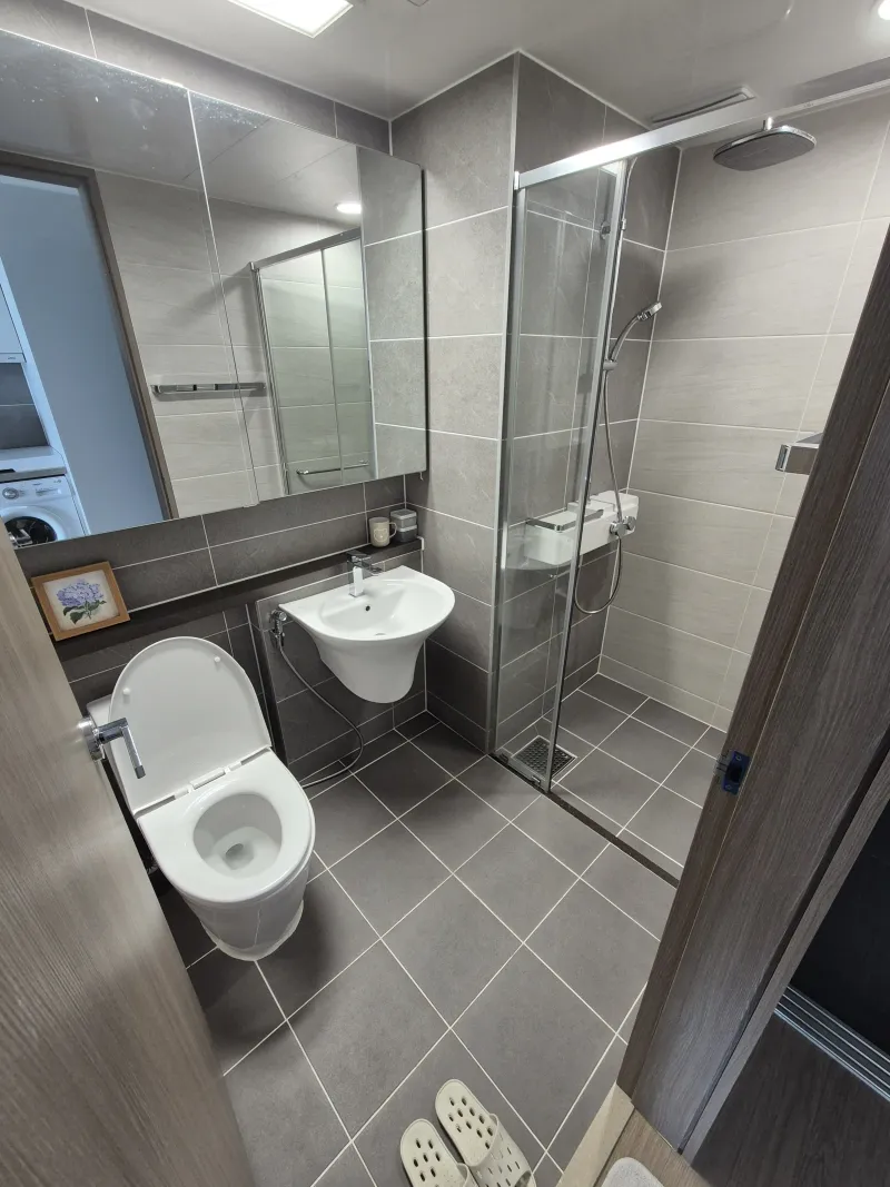[Suyeong, Busan] Gwangalli Ocean View Fully Furnished / Oceanfront Studio 17