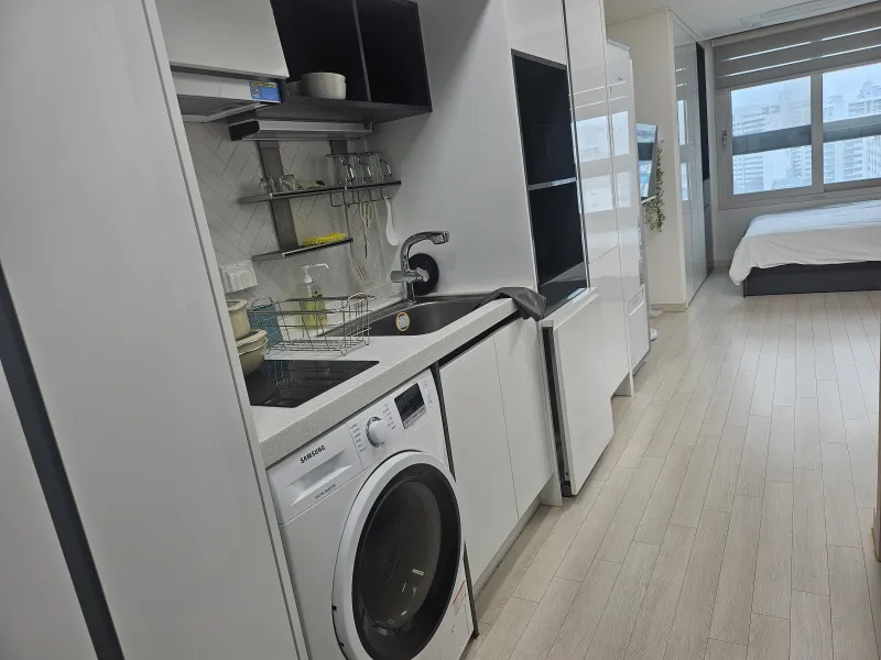 [Hwaseong] Newly built officetel with full options, 3-5 minutes walk from Byeongjeom Station, N.10 16