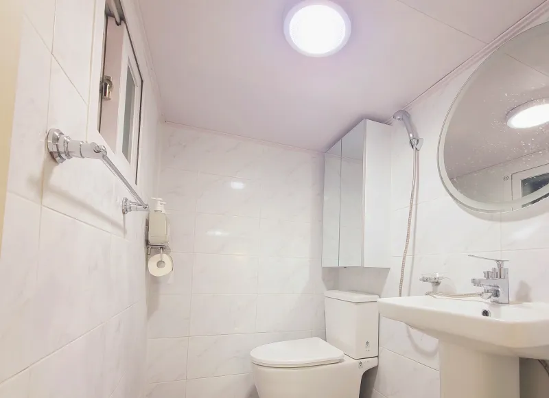 [Dongdaemun, Seoul] 2-Room Apartment, 10 seconds from Hoegi Station 11