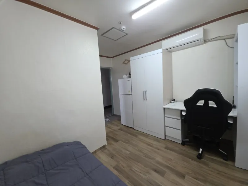 [Gwanak, Seoul] Room 503, Daehak-dong / 10-minute walk to subway and bus stop #GoodValue #Quiet 6