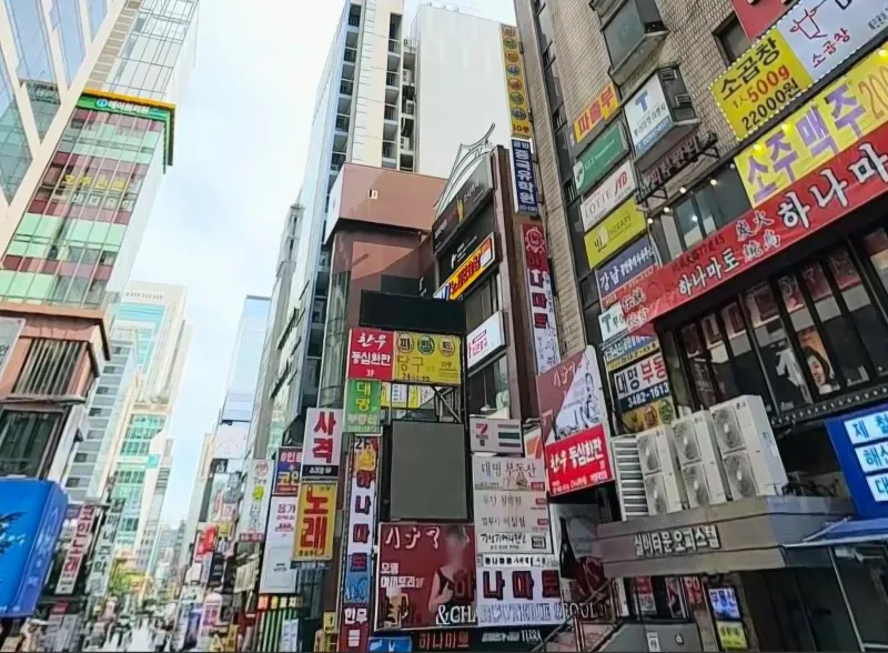 [Seocho, Seoul] Fully Furnished Officetel 5 Minutes from Gangnam 11
