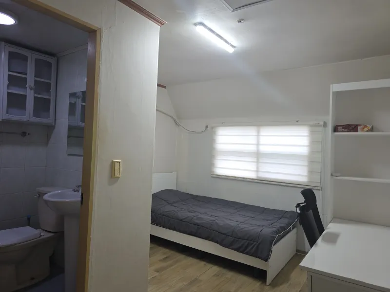 [Gwanak, Seoul] Room 501, Daehak-dong / 10-minute walk to subway and bus stop #GoodValue #Quiet 2