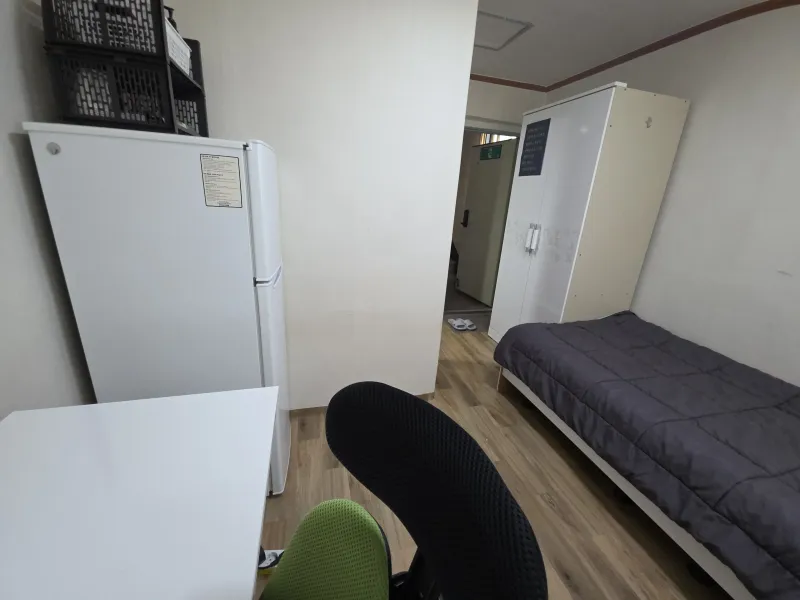 [Gwanak, Seoul] Room 505, Daehak-dong / 10-minute walk to subway and bus stop #GoodValue #Quiet 6