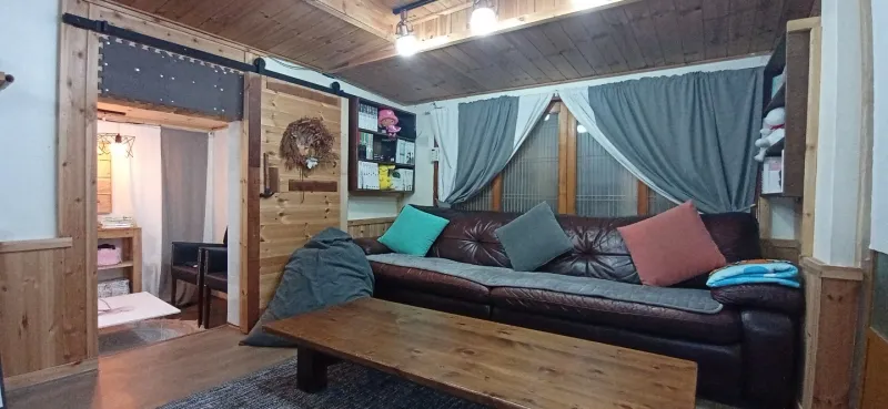 [Gujwa, Jeju] A charming Jeju stone wall house that retains the structure of an old Jeju house 9