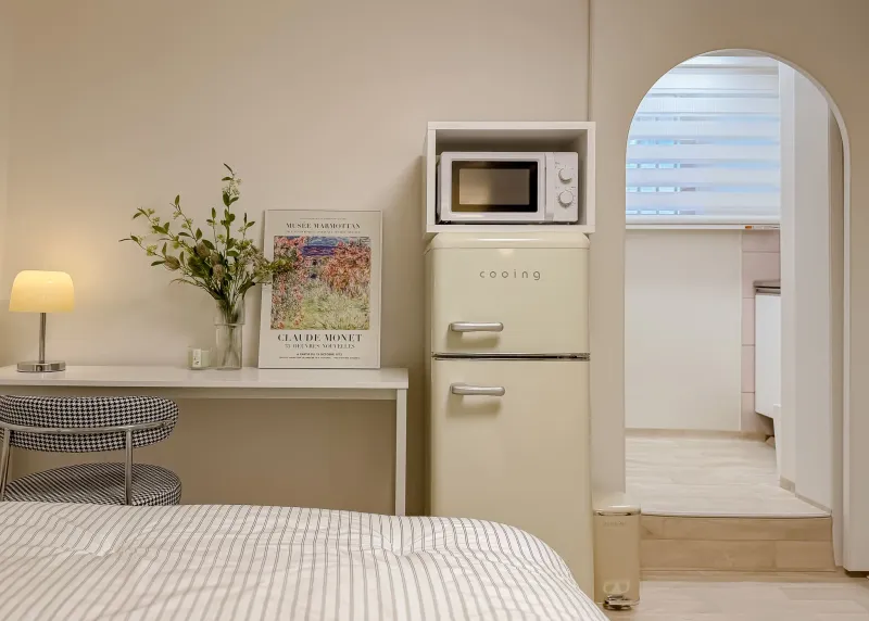[Mapo, Seoul] 3 min from Hongik University Station, remodeled, fully furnished, 2nd floor 8