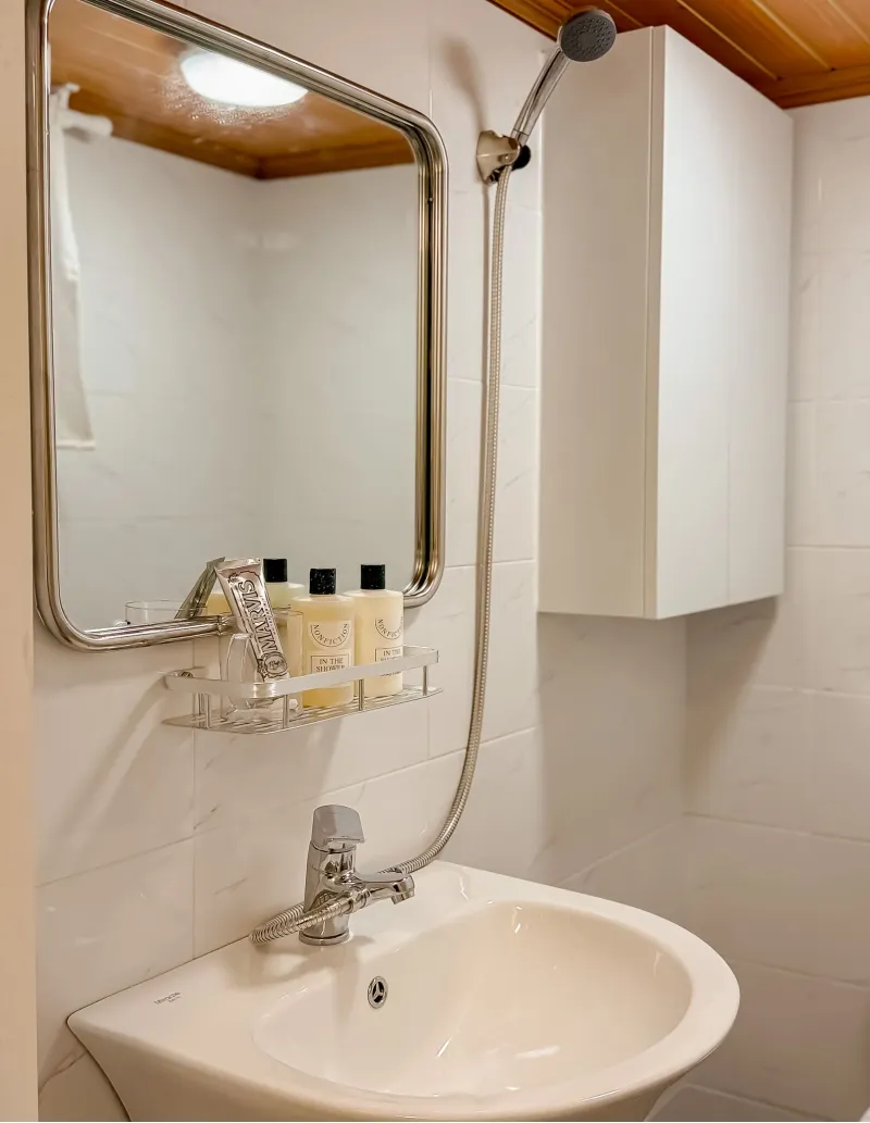 [Mapo, Seoul] 3 min from Hongik University Station, remodeled, fully furnished, 2nd floor 27