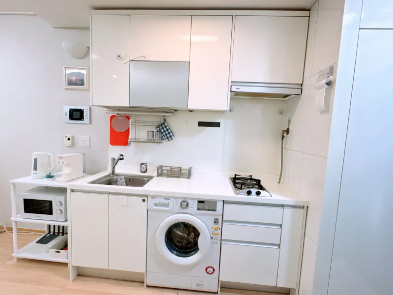 [Mapo, Seoul] 11th Floor, Fully Furnished Officetel Connected to Gongdeok Station 16