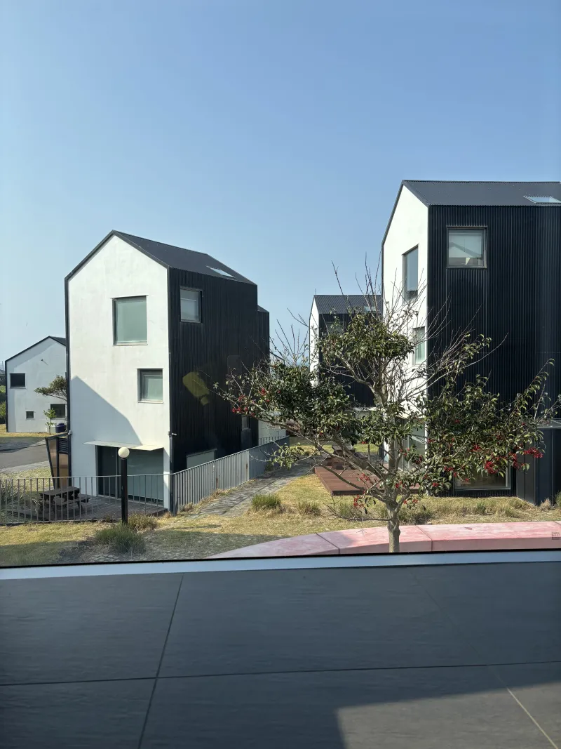 [제주 구좌] 세화해변 앞 조용한 3층 독채 숙소 #오션뷰 #욕조풀 21