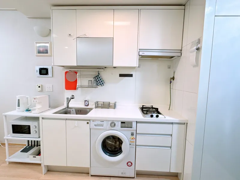 [Mapo, Seoul] 11th Floor, Fully Furnished Officetel Connected to Gongdeok Station 21