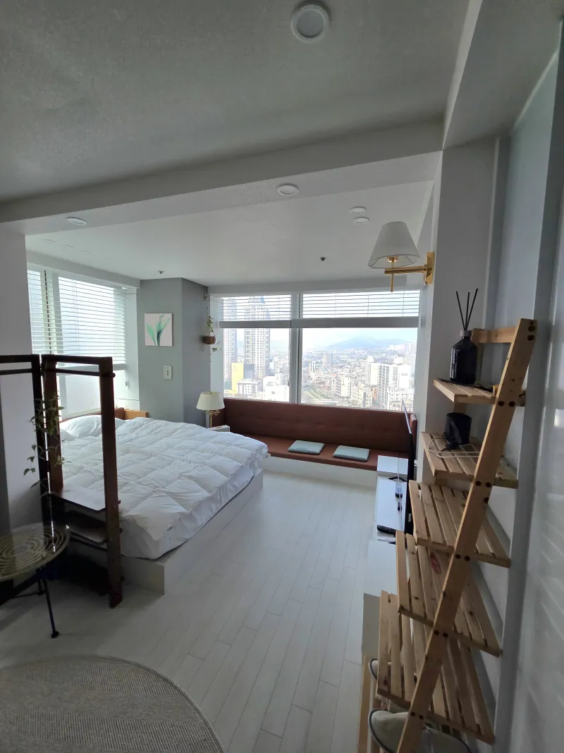 [Yuseong, Daejeon] Punggyeong Design 20th Floor City View 2