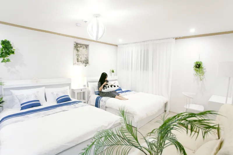 [Jongno, Seoul] 5-minute walk from Dongmyo Station and Sinseol-dong Station, 5-minute walk from Airport Bus No. 6002 2