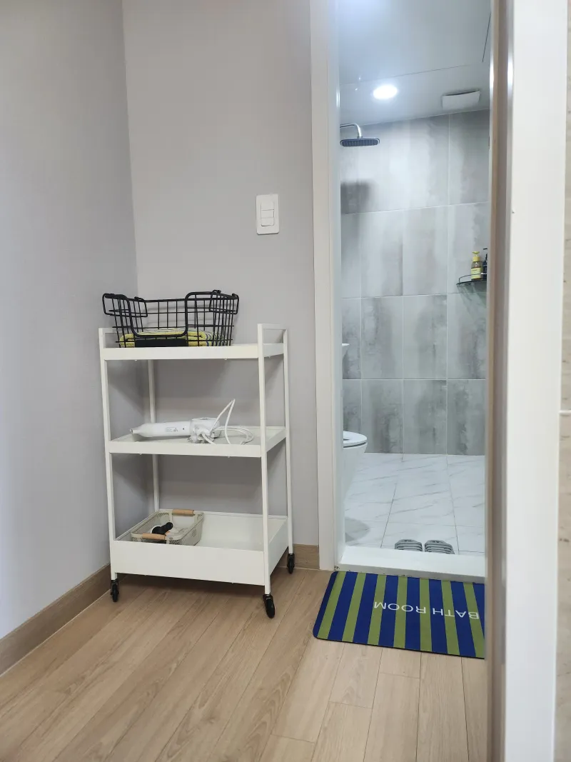 [Daedeok, Daejeon] Shintanjin Station, Seongsim Church, and a retro-inspired neighborhood apartment 26