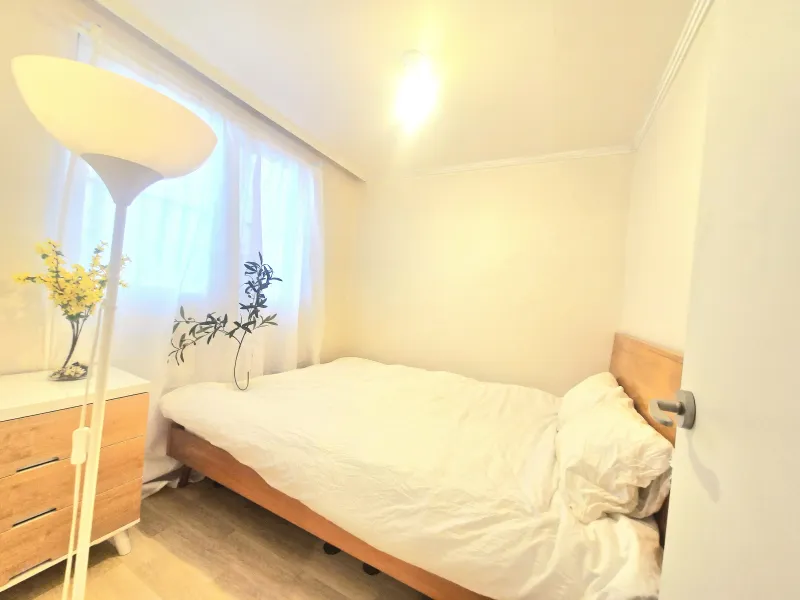 [Dongjak, Seoul] 10 mins to Sadang/Yongsan/Express Bus Terminal/Bangbae/Namseong Station (5 mins walk)/Hive (10 mins walk) 18