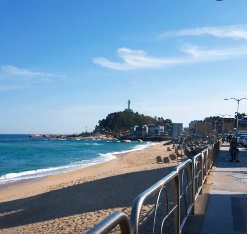 [Sokcho] Seoraksan Mountain & Yeongnangho Lake View // Sea and Yeongnangho Lake within a 10-minute walk 10
