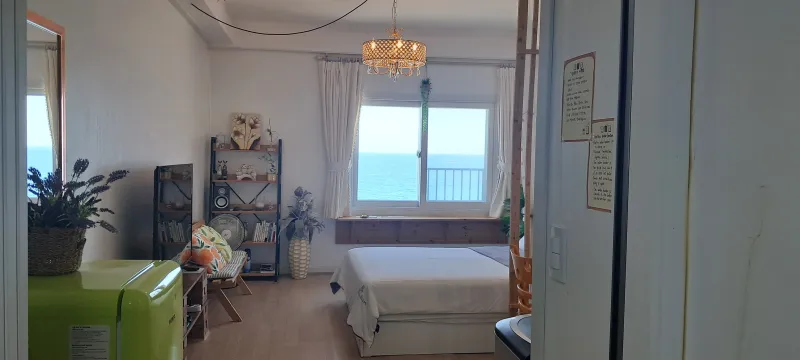 [강원 속초] 파도의방 18