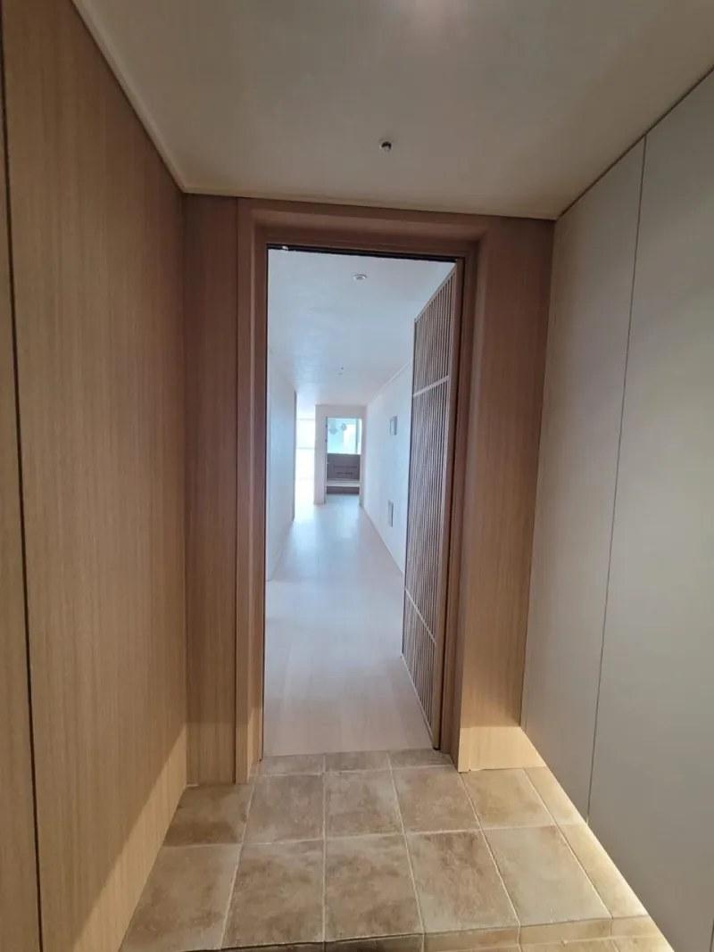 [Yongsan, Seoul] 33rd Floor Panoramic View. Yongsan Modern Premium Apartment 19