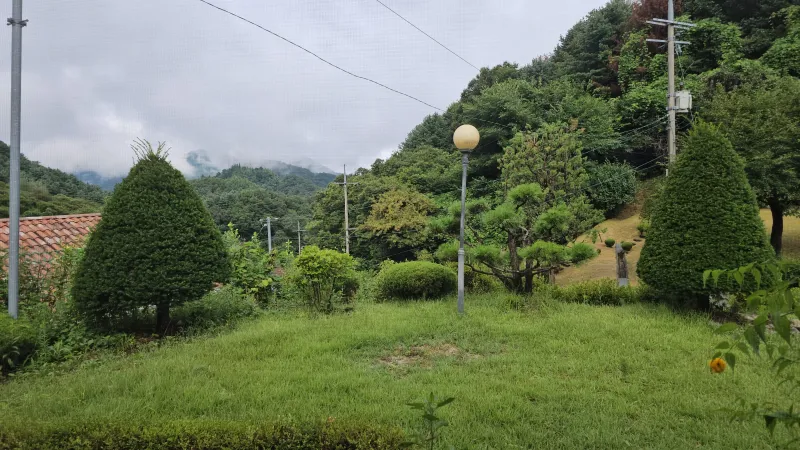 [Chuncheon] Two-story log cabin with a lawn and good mountain view 25