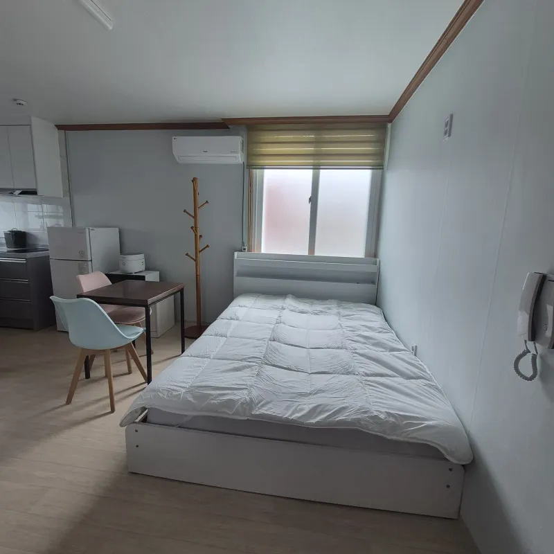 [Sacheon] Quiet studio apartment in front of the sea 7