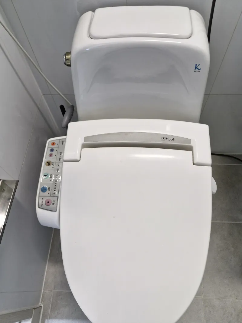 [Haeundae, Busan] 14th Floor Studio Officetel Right in Front of Haeundae Beach 8