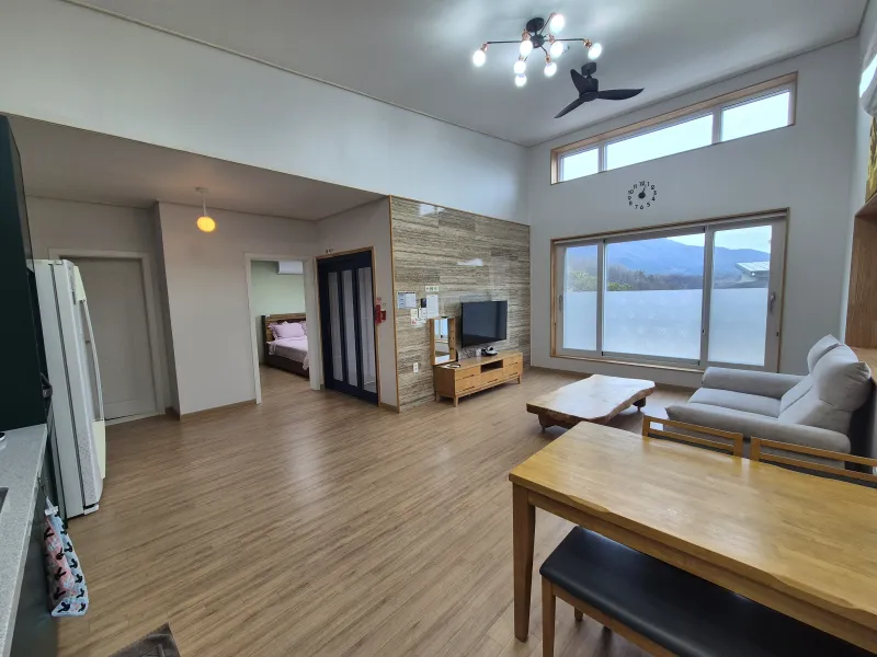 [Goesan][Goesan, North Chungcheong Province] A picturesque private mountain lodge in a mountain village filled with the sounds of birds and the wind. 7