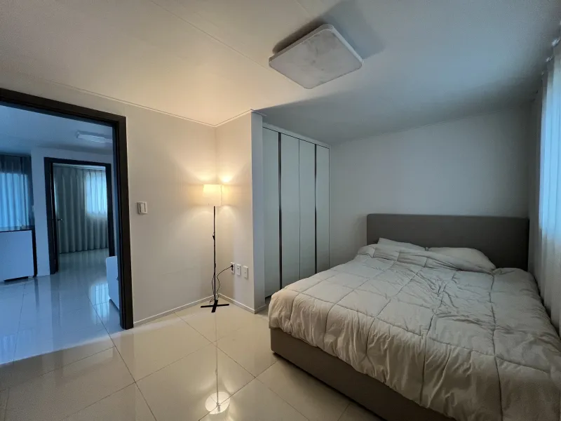 [Gangnam, Seoul] White-toned modern house 3