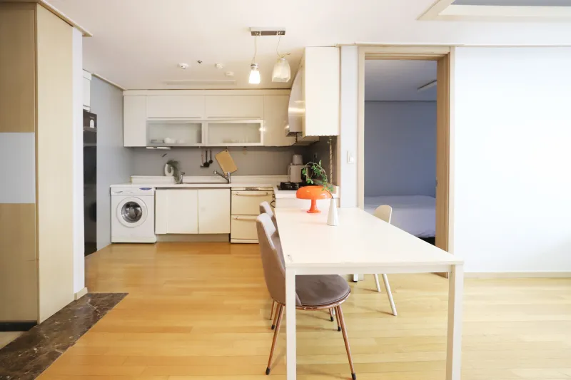 [Gangnam, Seoul] Luxury Two-Room Apartment, 3 Minutes from Gangnam Station 8