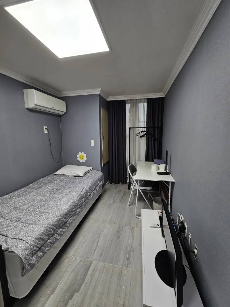 [Geumjeong, Busan] Dusil Station Fully Furnished Studio (Single Use Only) 3
