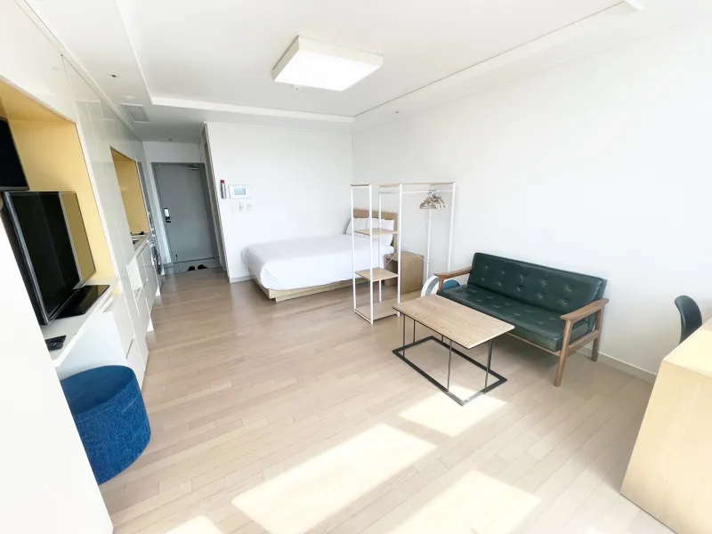 [Yongsan, Seoul] Clean Studio Officetel in Huam-dong 2