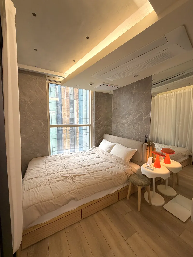 [Gangnam, Seoul] High-end Officetel 4-minute walk from Yeoksam Station, 1 Room, 1 Living Room 2