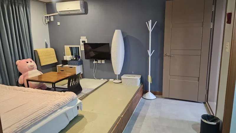 [Gangneung] Gangneung Family Pension, Pet-friendly Pension within 5 minutes walk of Sungeut Beach, Room #103 3