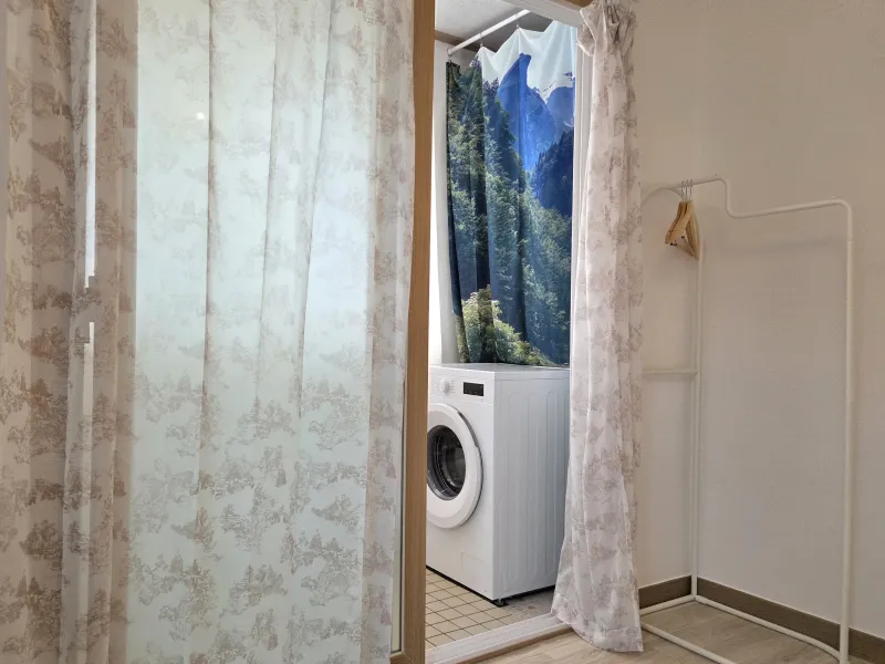 [Jeonju] 10-minute walk to Jeonbuk National University and Terminal, Free Parking, Clean Accommodation 303 4