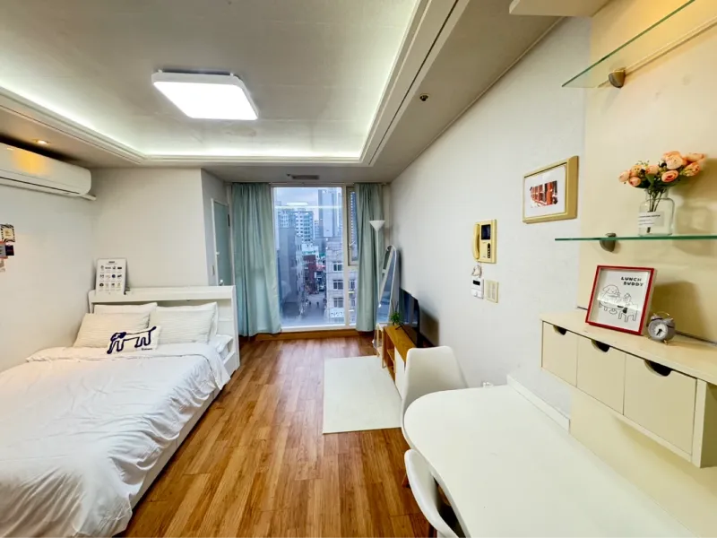 [Dongdaemun, Seoul] 4 minutes from Sinseol-dong Station / Parking / City View 2