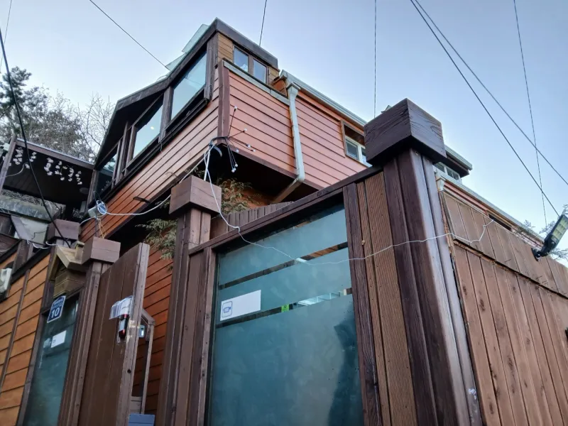 [부산 동구][부산 동구)하늘노래방ㅡ영화촬영지 전체편백 바베큐 반려견1,2층분리가능 12