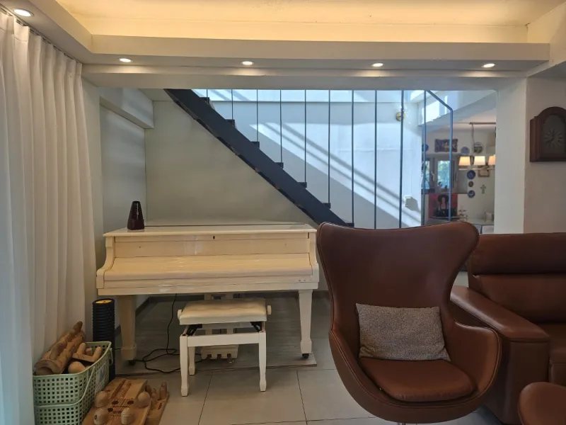 [Namwon, Seogwipo] 2-story detached house. Spacious yard. Ocean view. Jacuzzi. Three-room. BBQ. Foot volleyball. Pets 213